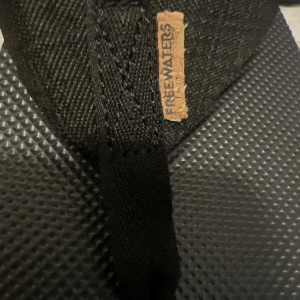 Freewaters Supreem MNS Black IV Men's Flip Flop Sandals Size 10 MO-045